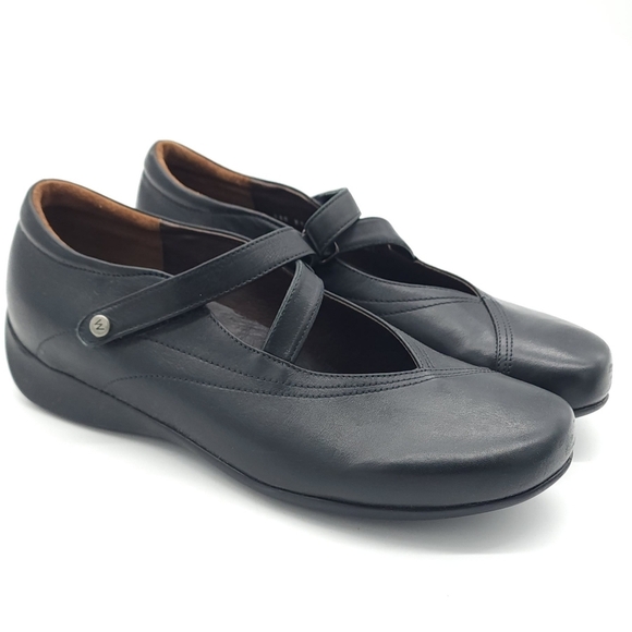 Wolky Womens Passion Mary Jane Shoe Size 11 EU 42 Smooth Black Leather Comfort - Picture 2 of 9